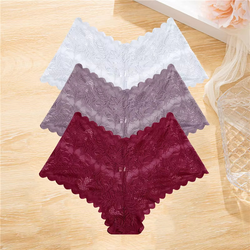 Elevate your lingerie game with 's 3Pcs Lace Boyshort Set – perfect for any occasion! Low-rise, floral design, and available in sizes S-XL. #LingerieGoals #FashionForward