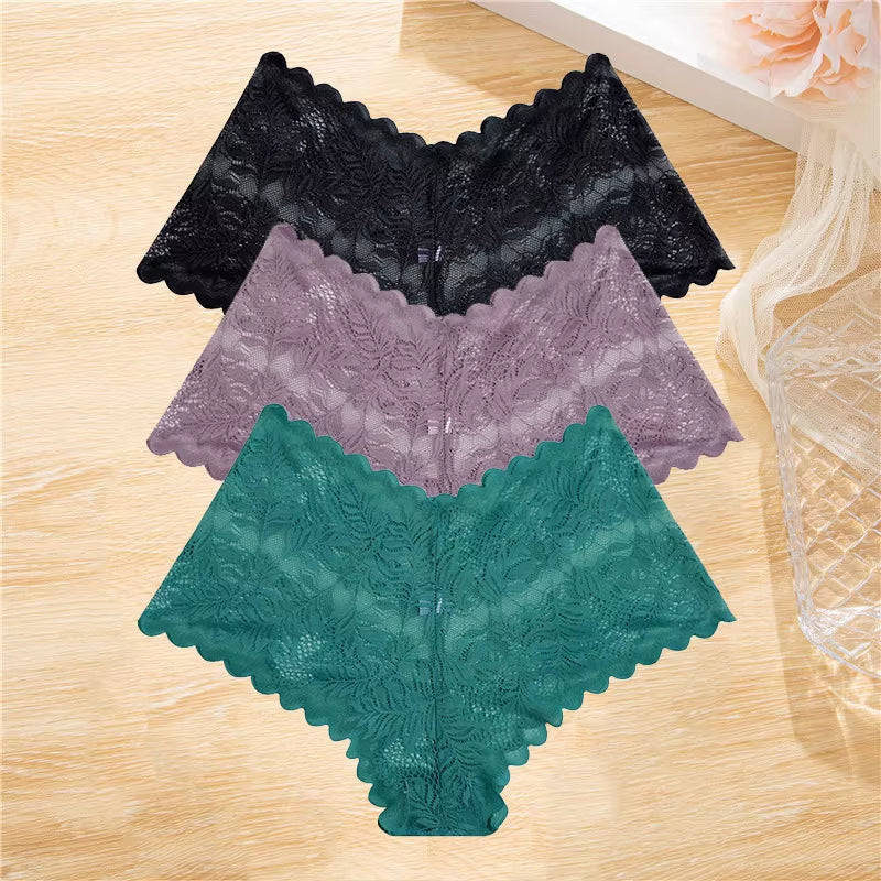 Elevate your lingerie game with 's 3Pcs Lace Boyshort Set – perfect for any occasion! Low-rise, floral design, and available in sizes S-XL. #LingerieGoals #FashionForward