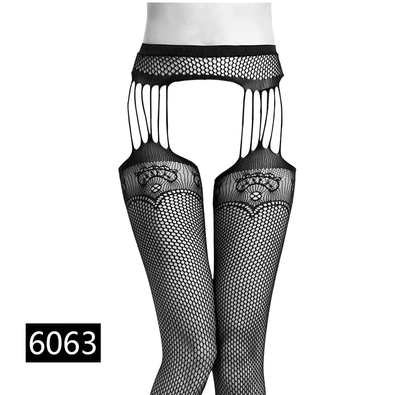 Unleash Your Inner Diva with Stunning Black Fishnet Stockings & Garter Belt! 💖🔥 #LingerieLove #Fashionista