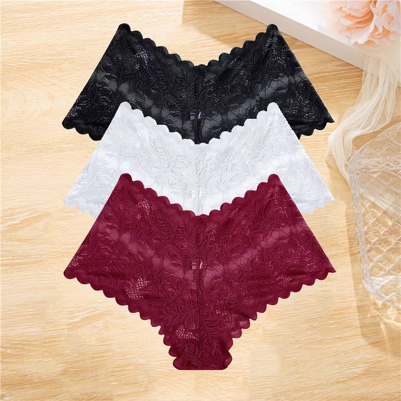 Elevate your lingerie game with 's 3Pcs Lace Boyshort Set – perfect for any occasion! Low-rise, floral design, and available in sizes S-XL. #LingerieGoals #FashionForward