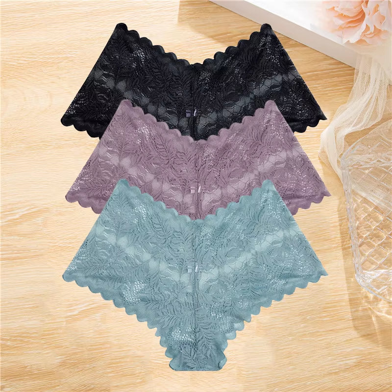 Elevate your lingerie game with 's 3Pcs Lace Boyshort Set – perfect for any occasion! Low-rise, floral design, and available in sizes S-XL. #LingerieGoals #FashionForward